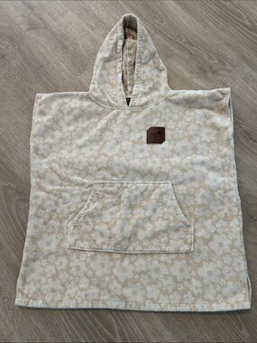 Floral Hooded Poncho in Cream